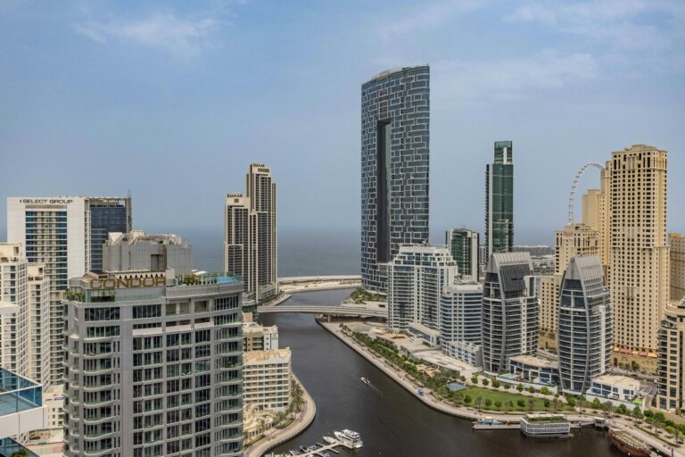 dubai-tax_0606