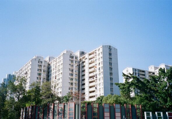 Overseas real estate investment_1205